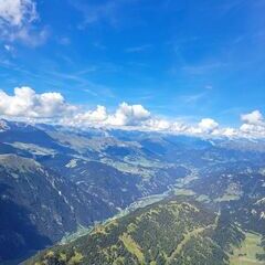 Flugwegposition um 13:44:30: Aufgenommen in der Nähe von Gemeinde Pfunds, 6542, Österreich in 3233 Meter